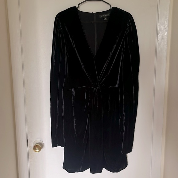 Banana Republic dress - Picture 2 of 9